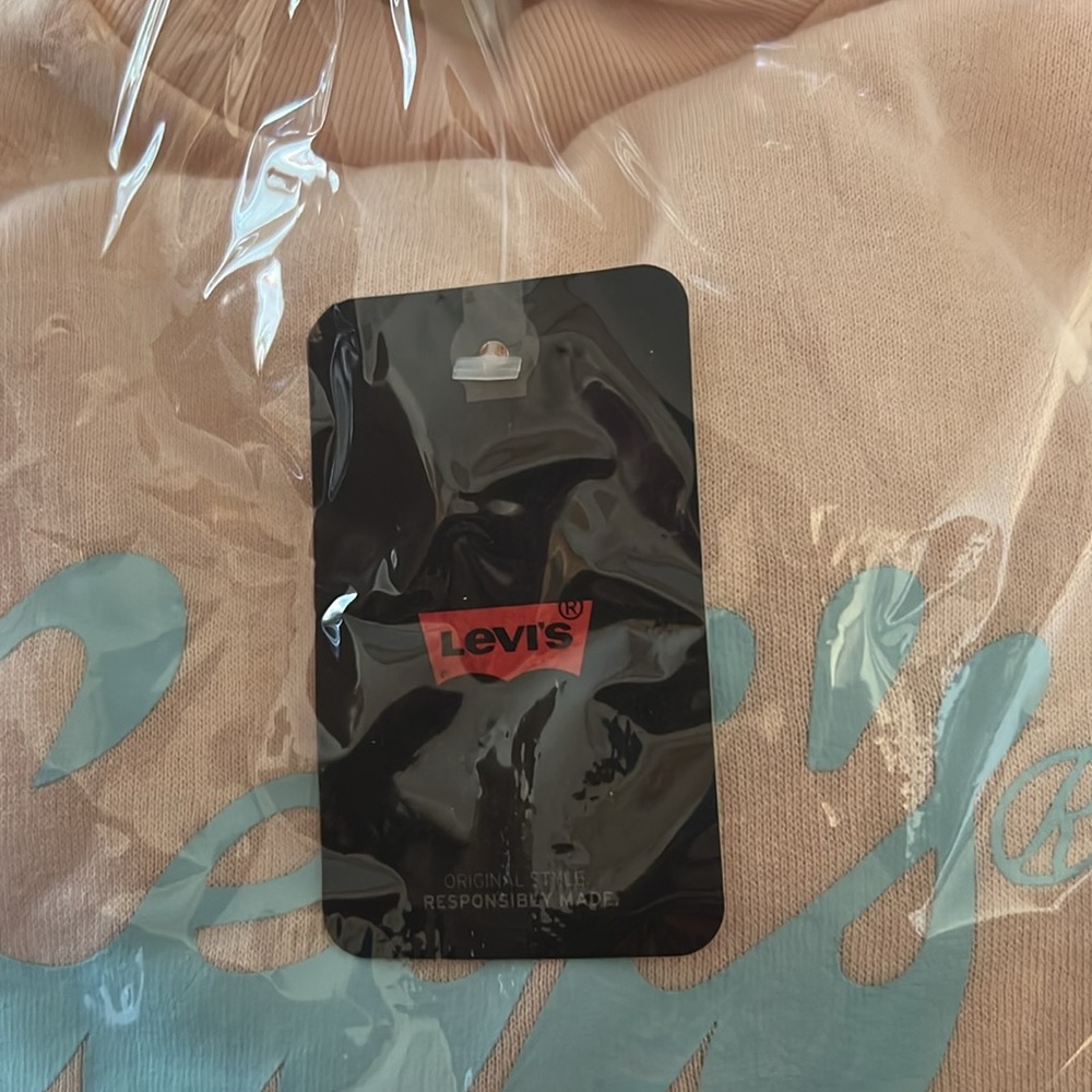 LEVI’S • Women’s Cropped Crewneck Pullover Sweatshirt - Picture 9 of 9